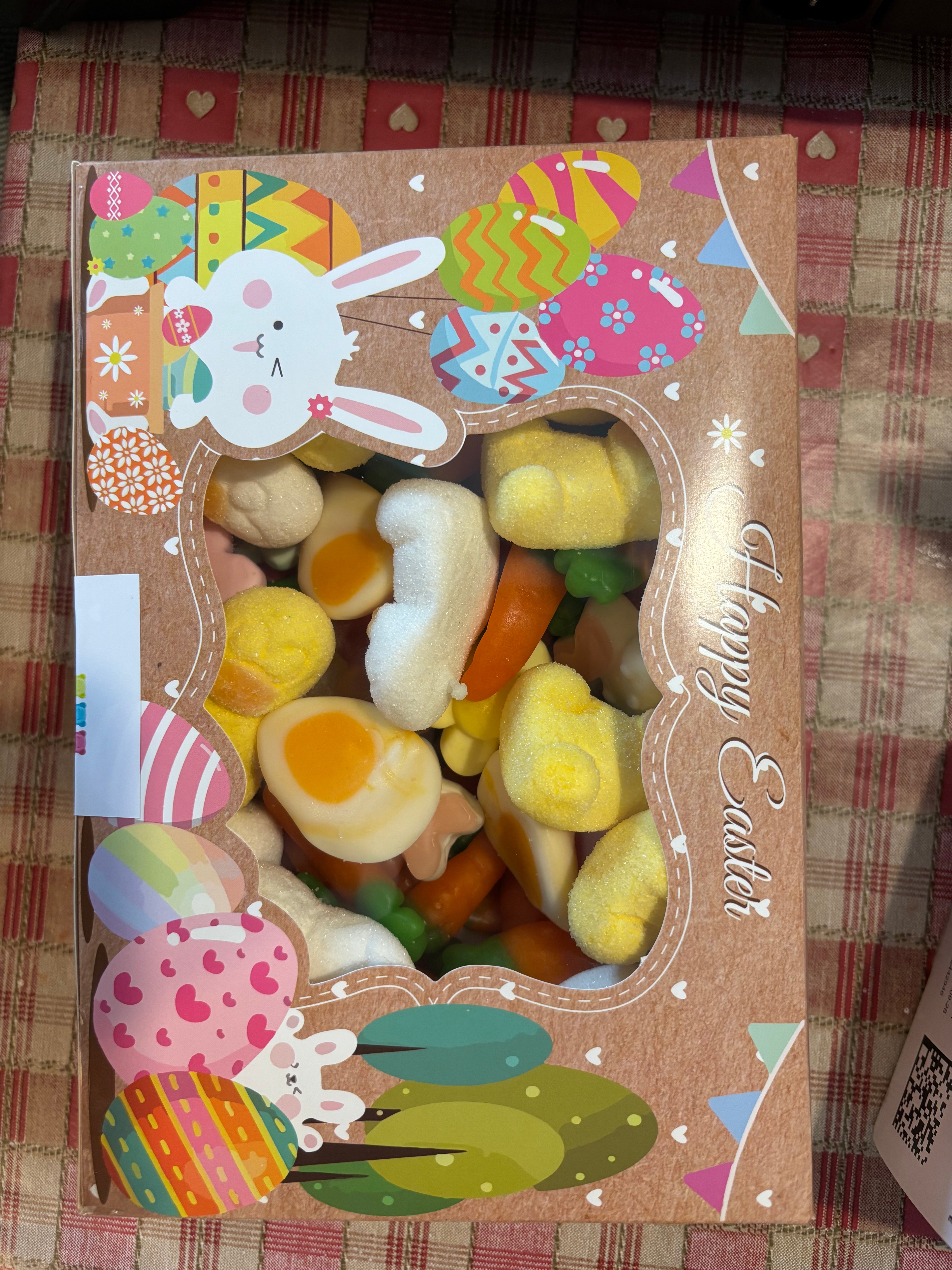 1KG Easter pick and mix box